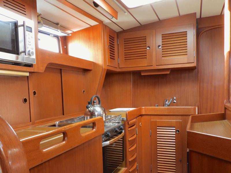 Book yachts online - sailboat - Hallberg-Rassy 49 - Big Blue - rent