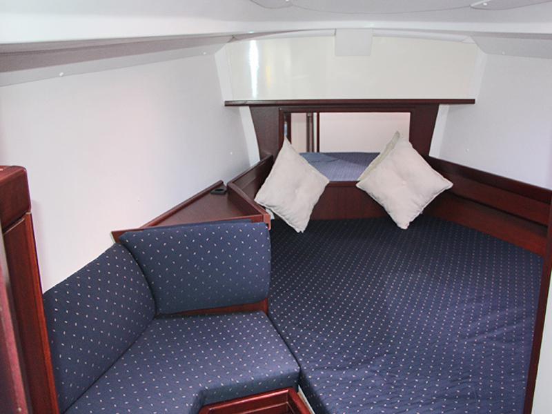 Book yachts online - sailboat - Harmony 42 - Barracuda - rent