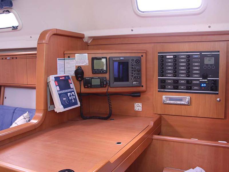Book yachts online - sailboat - Harmony 52 - Dugong - rent