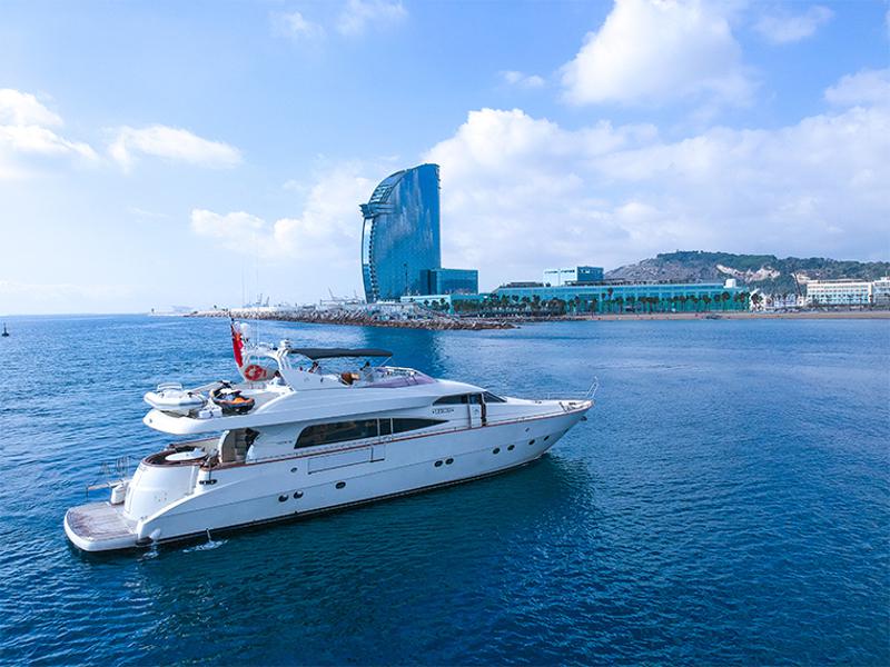 Book yachts online - motorboat - Mochi Craft 85 - Leigh - rent