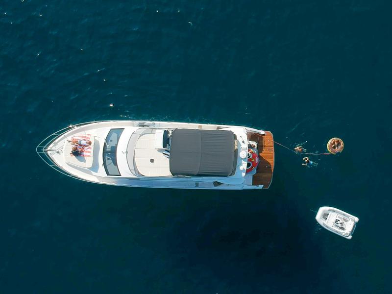 Book yachts online - motorboat - Absolute 52 FLY - Steady Rider - rent
