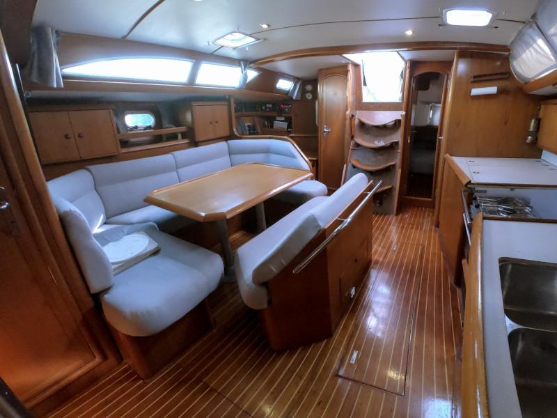 Book yachts online - sailboat - Jenneau Sun Odyssey 45 - Barefoot - rent