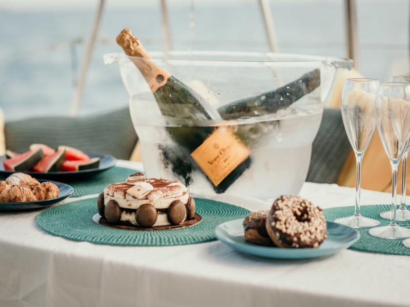 Book yachts online - catamaran - Lagoon 400 - Elan - rent