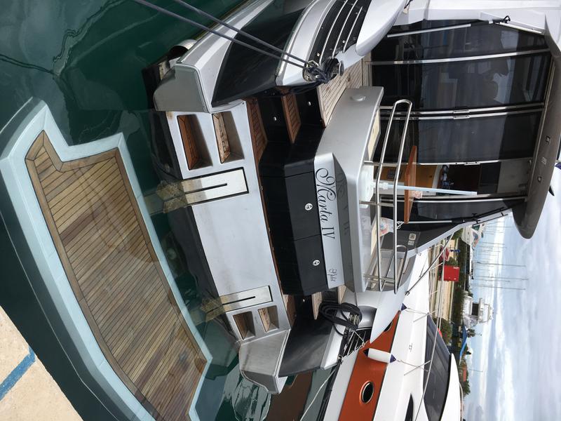 Book yachts online - motorboat - Elan Power 48 - MARTA IV - rent