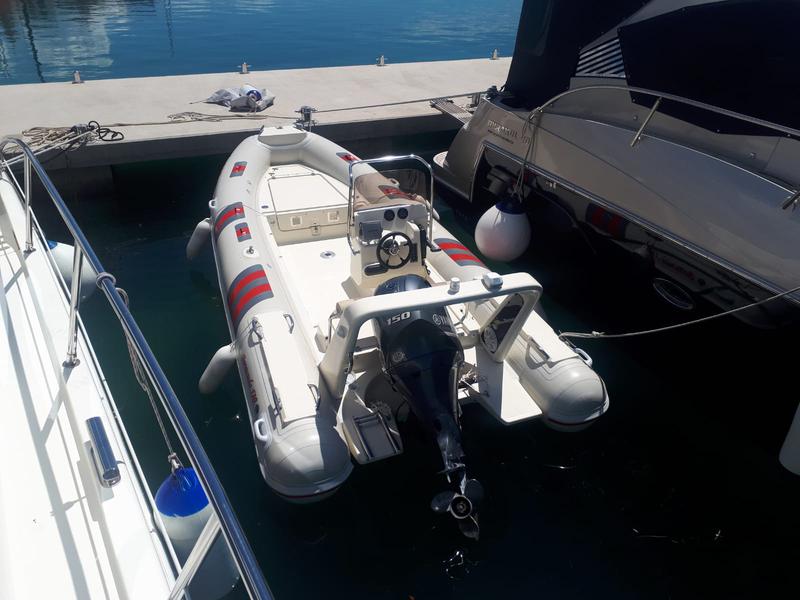 Book yachts online - motorboat - Barracuda - BARRACUDA 590 - rent