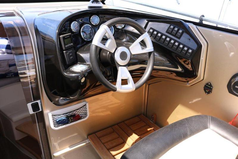 Book yachts online - motorboat - Mirakul 30 - MARTA X - rent