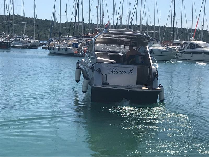 Book yachts online - motorboat - Mirakul 30 - MARTA X - rent