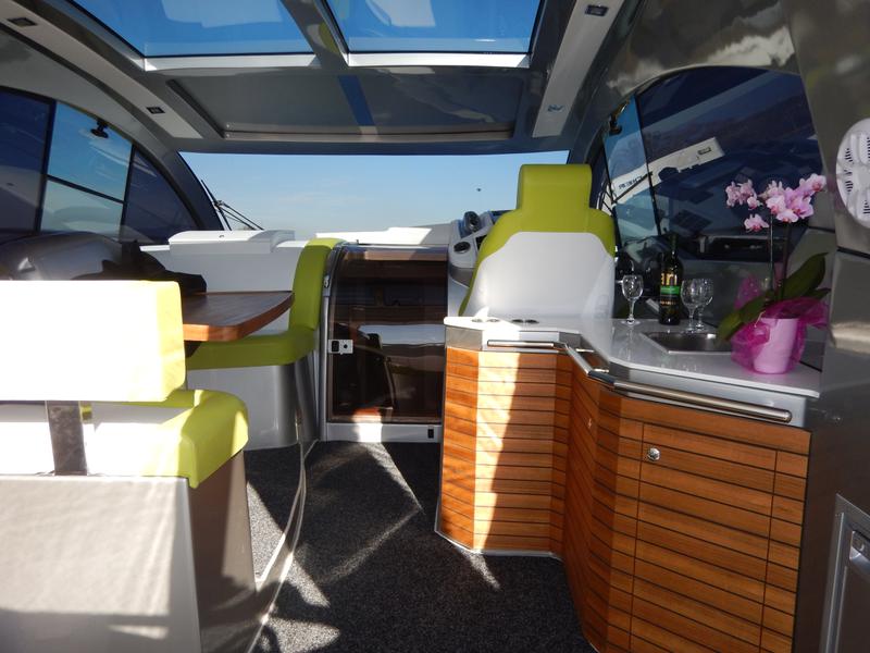 Book yachts online - motorboat - Mirakul 40 - MARTA V - rent