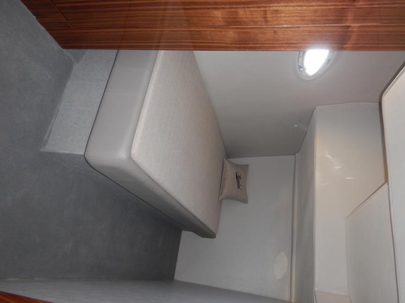 Book yachts online - motorboat - Mirakul 40 - MARTA V - rent