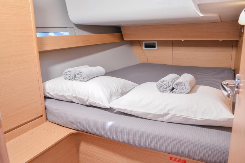 Book yachts online - sailboat - Dufour 460GL - Daiquiri - rent