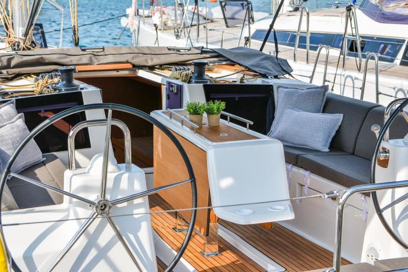 Book yachts online - sailboat - Dufour 460GL - Daiquiri - rent