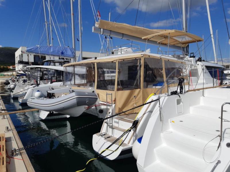 Book yachts online - catamaran - Saba 50 - Anna Isabella - rent