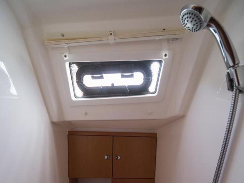 Book yachts online - sailboat - Bavaria Cruiser 46 - Gershwin - rent