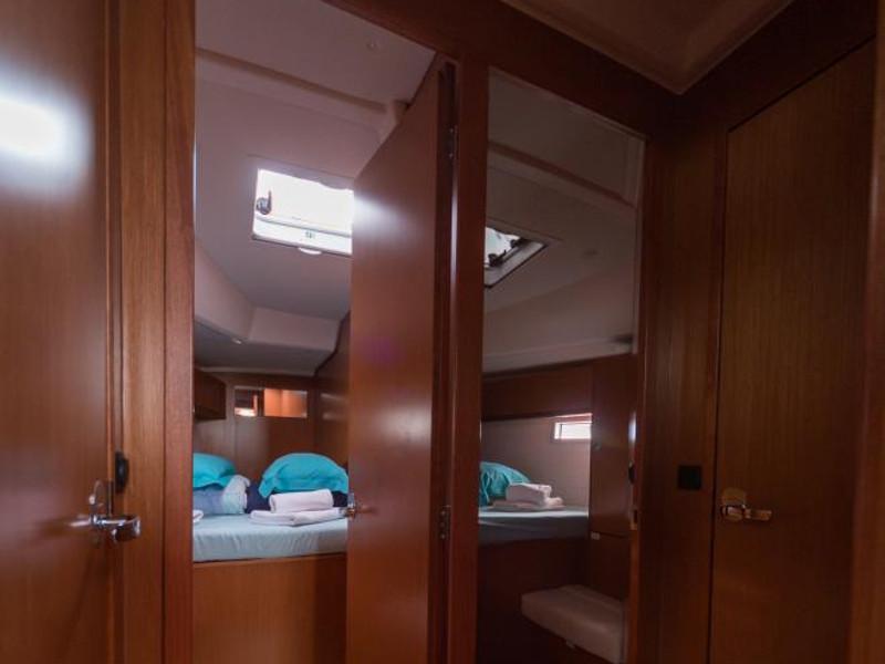 Book yachts online - sailboat - Bavaria Cruiser 46 - Gershwin - rent