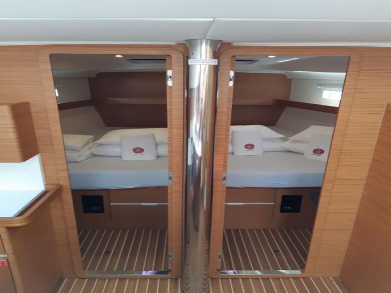 Book yachts online - sailboat - Elan Impression 50 - Fines de Claires - rent