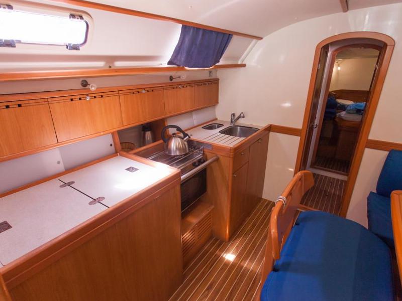 Book yachts online - sailboat - Harmony 47 - Pinta - rent