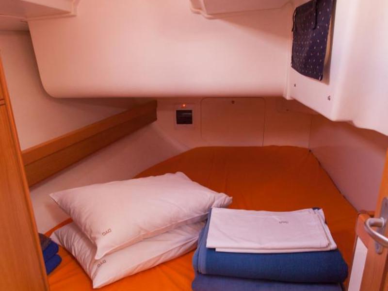 Book yachts online - sailboat - Harmony 47 - Pinta - rent