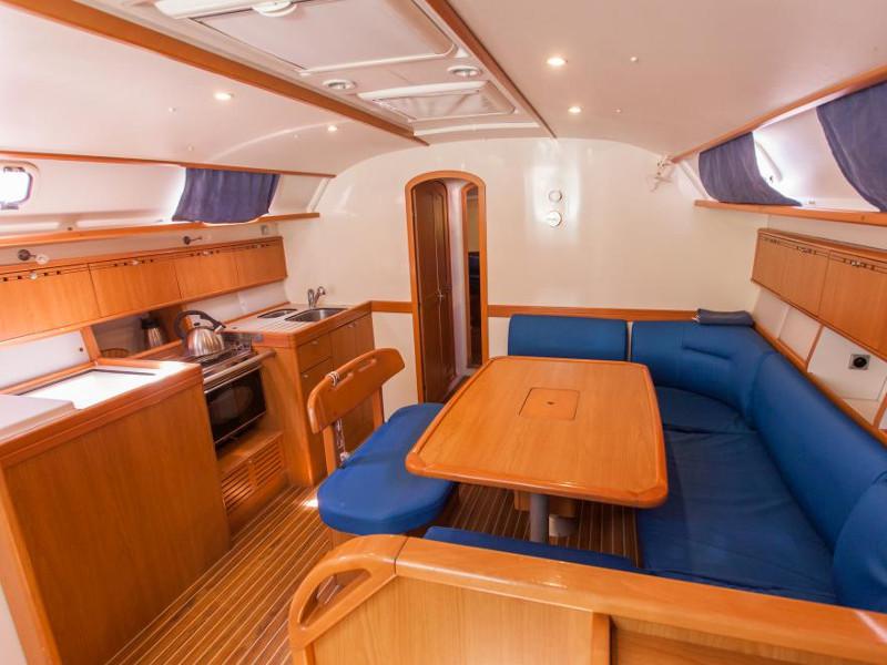 Book yachts online - sailboat - Harmony 47 - Pinta - rent