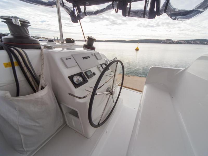 Book yachts online - catamaran - Lagoon 450 Sport - Nathalie - rent