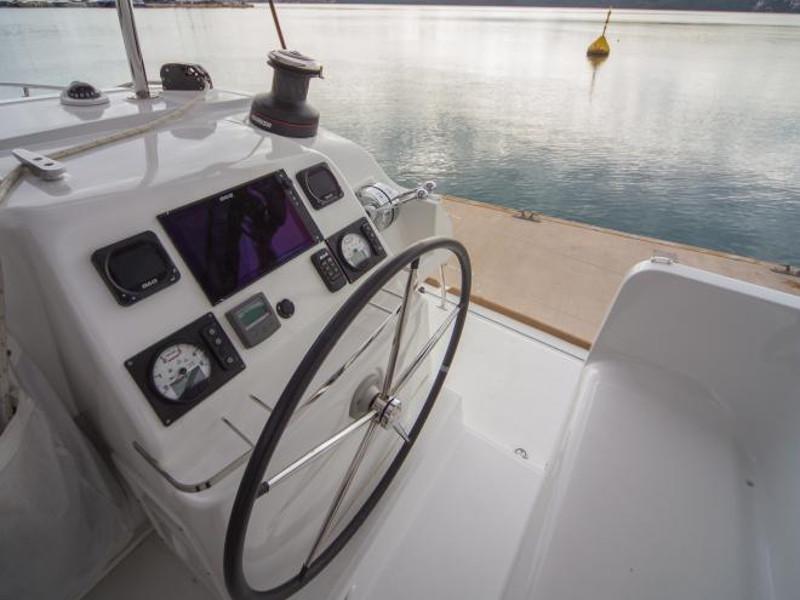 Book yachts online - catamaran - Lagoon 450 Sport - Nathalie - rent