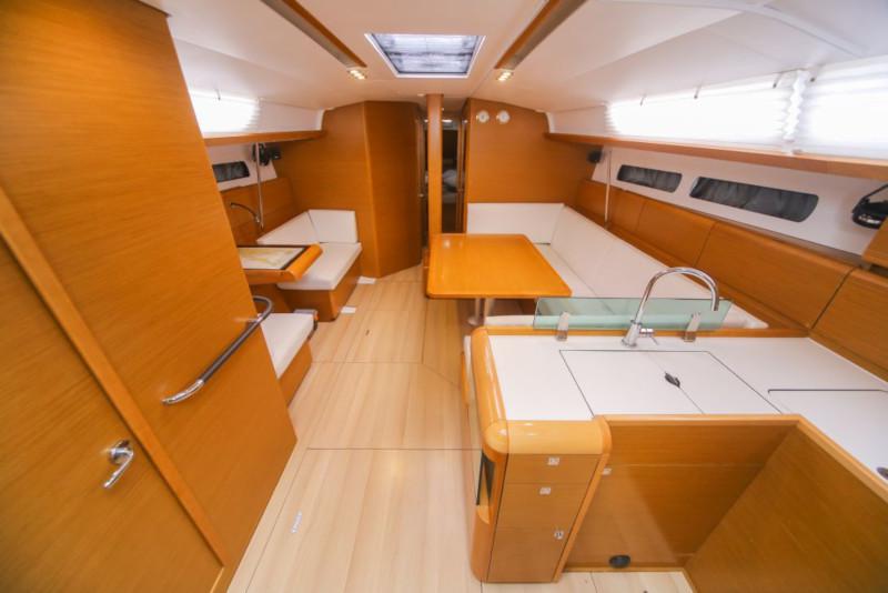 Book yachts online - sailboat - Sun Odyssey 449 - Bondone - rent