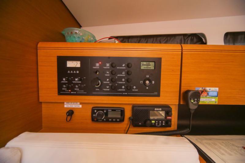 Book yachts online - sailboat - Sun Odyssey 449 - Bondone - rent