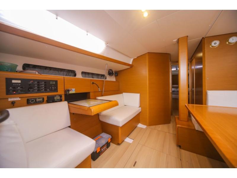 Book yachts online - sailboat - Sun Odyssey 449 - Bondone - rent