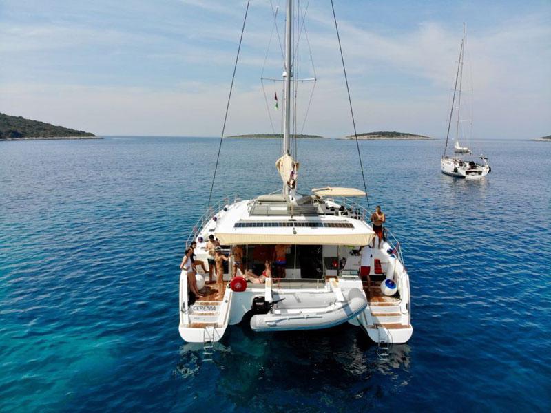 Book yachts online - catamaran - Saba 50 - Cerenia - rent