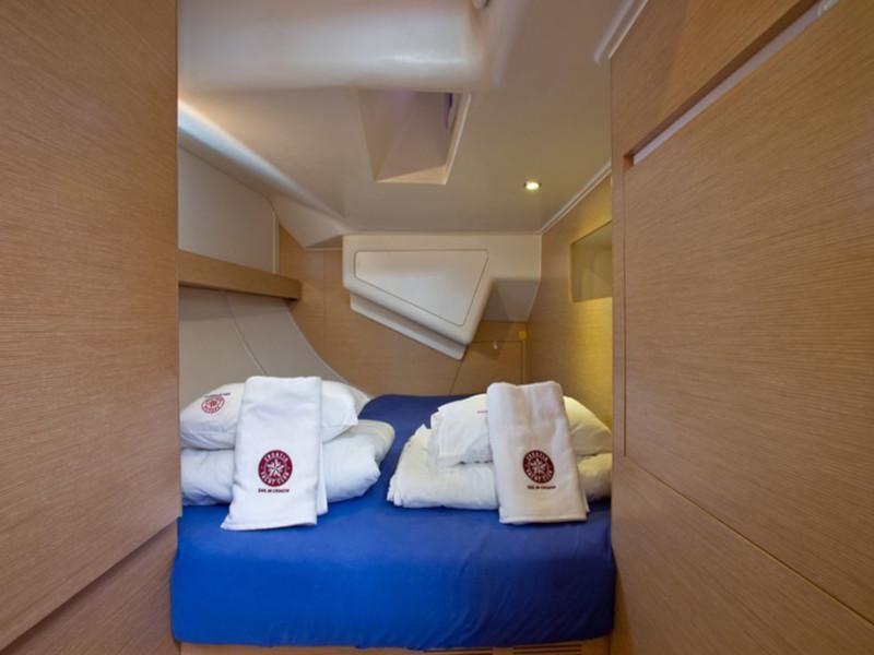 Book yachts online - sailboat - Elan 494 Impression (6) - Fiji - rent