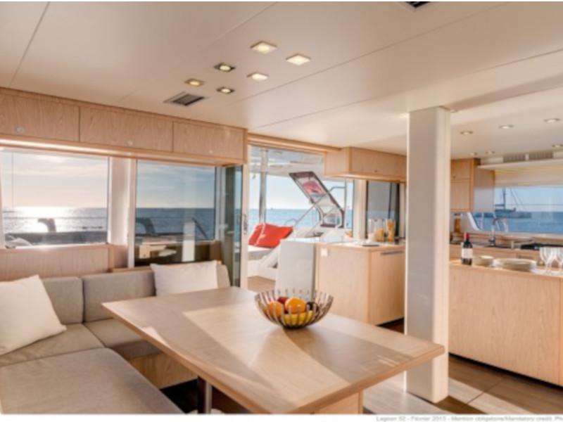 Book yachts online - catamaran - Lagoon 52F - Korana - rent