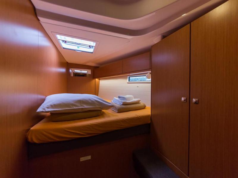 Book yachts online - sailboat - Bavaria Cruiser 51 - Lippi - rent