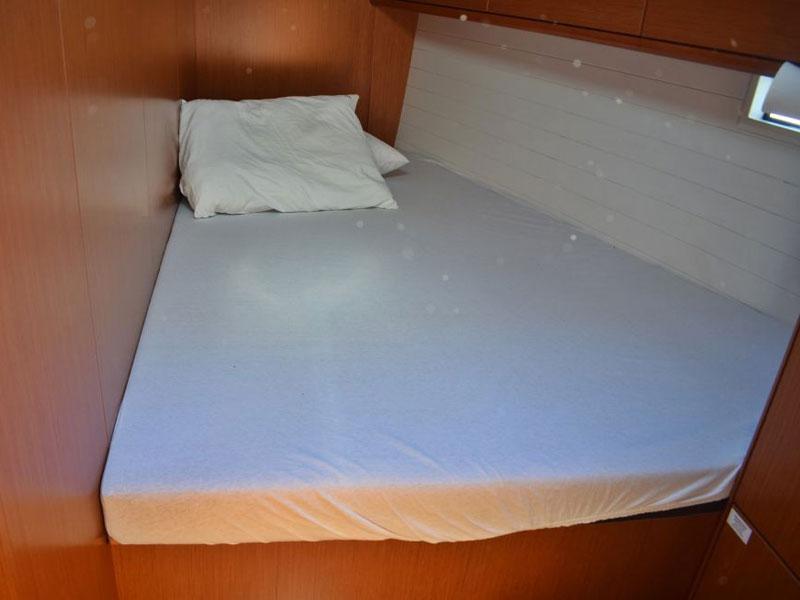 Book yachts online - sailboat - Bavaria Cruiser 46 (8) - Armstrong - rent