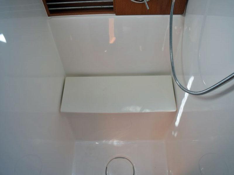 Book yachts online - sailboat - Bavaria Cruiser 46 (8) - Armstrong - rent