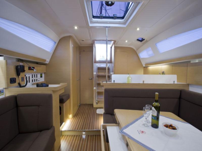 Book yachts online - sailboat - Elan Impression 45 - Caol Ila - rent