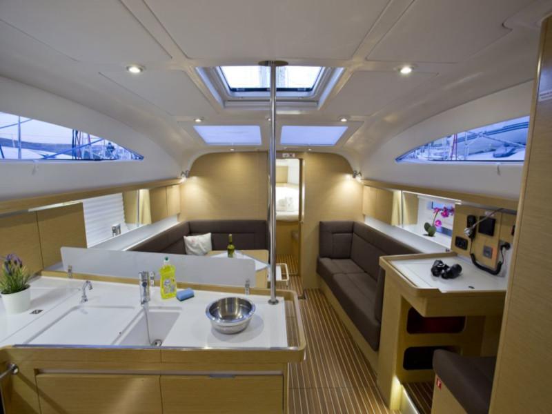 Book yachts online - sailboat - Elan Impression 45 - Caol Ila - rent