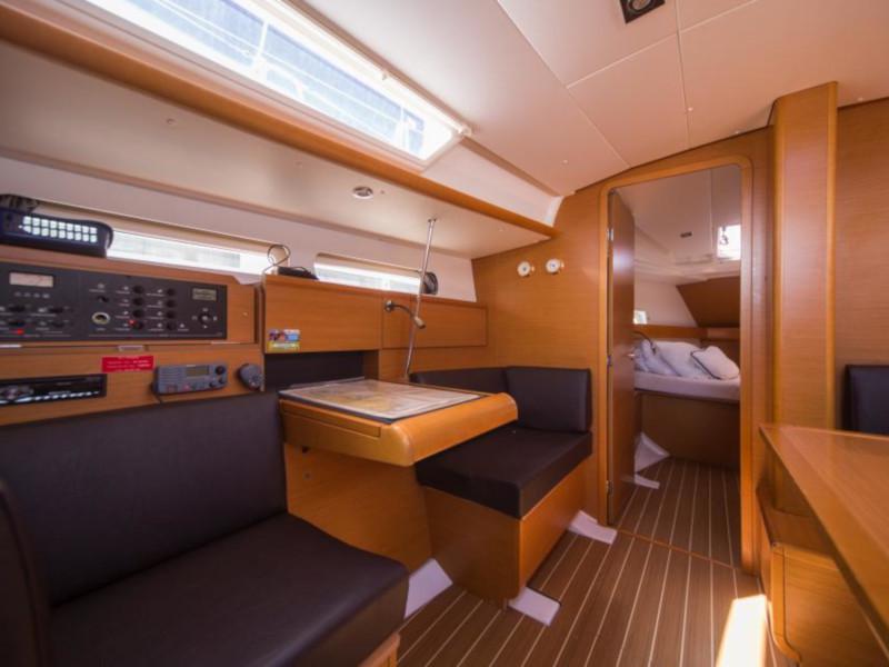 Book yachts online - sailboat - Sun Odyssey 409 - Hypathia - rent