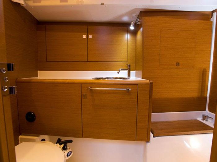 Book yachts online - sailboat - Sun Odyssey 449 (8) - Monoi - rent