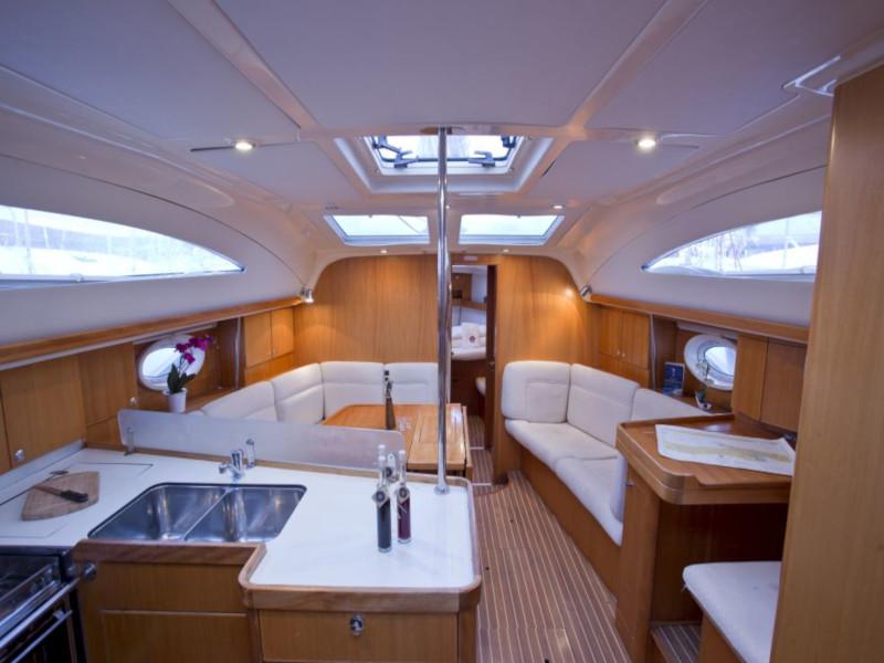 Book yachts online - sailboat - Elan 434 Impression - Didi - rent