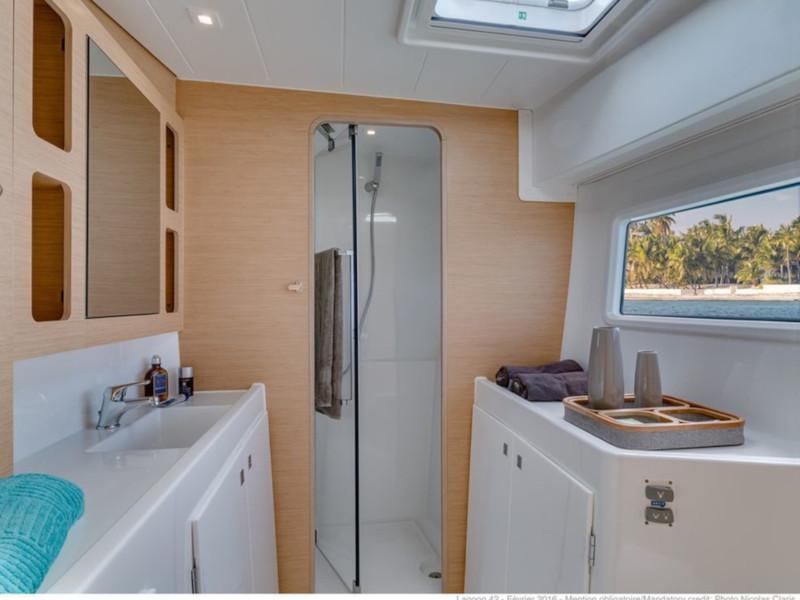 Book yachts online - catamaran - Lagoon 42 - Pulp Fiction - rent