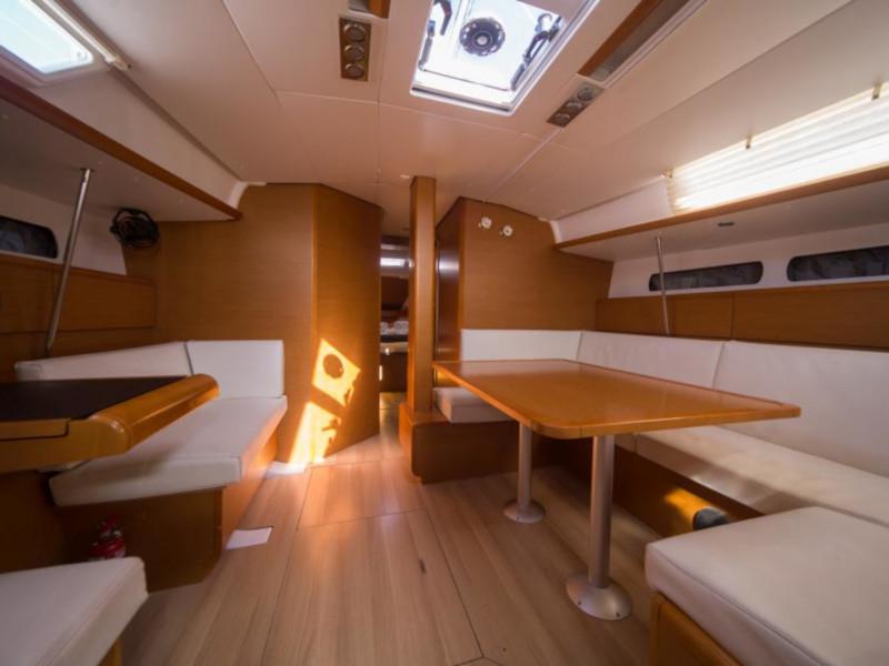 Book yachts online - sailboat - Sun Odyssey 439 - Tangreto - rent