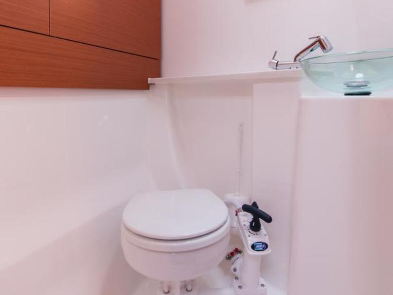 Book yachts online - sailboat - Dufour 460 Grand Large - Erasmus - rent