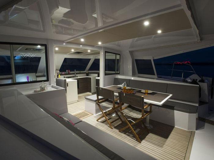 Book yachts online - catamaran - Nautitech Open 40 - Barry - rent