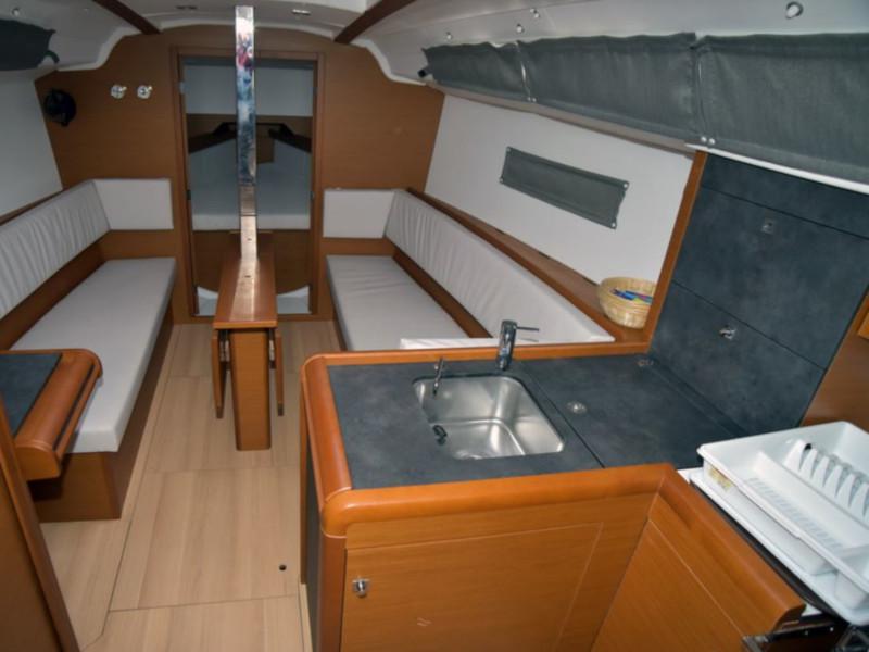 Book yachts online - sailboat - Sun Odyssey 349 - Lapwing - rent