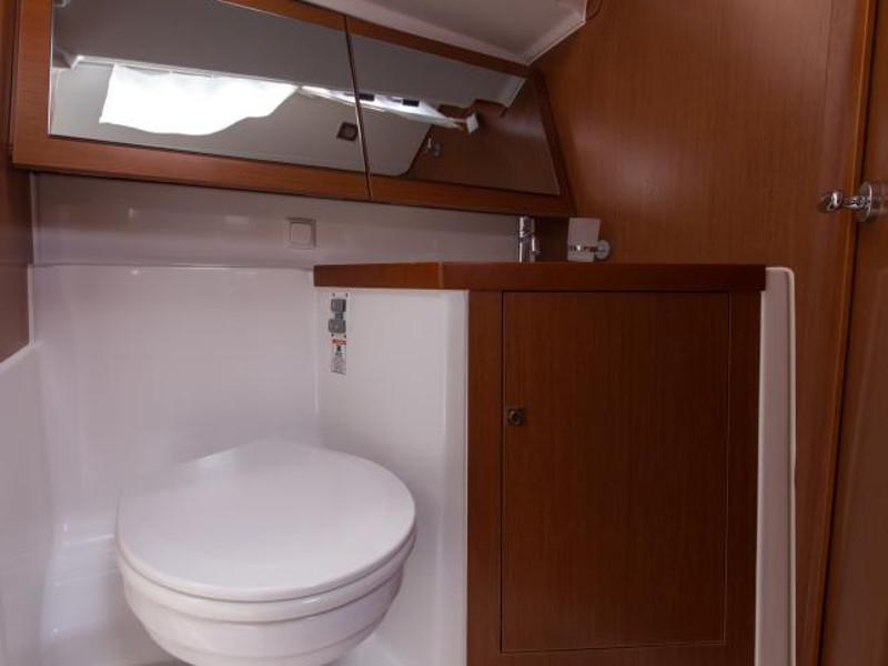 Book yachts online - sailboat - Oceanis 41 - Zlarin - rent