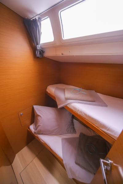 Book yachts online - sailboat - Sun Odyssey 509 - Pomone - 15 - rent