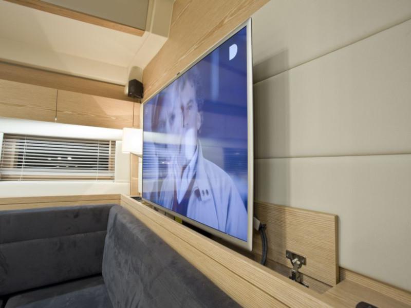 Book yachts online - sailboat - Hanse 588 - White Pearl - rent