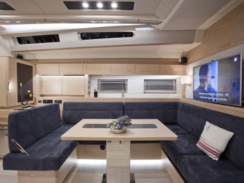 Book yachts online - sailboat - Hanse 588 - White Pearl - rent