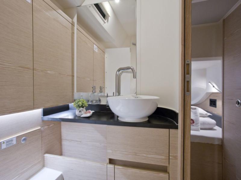 Book yachts online - sailboat - Hanse 588 - White Pearl - rent