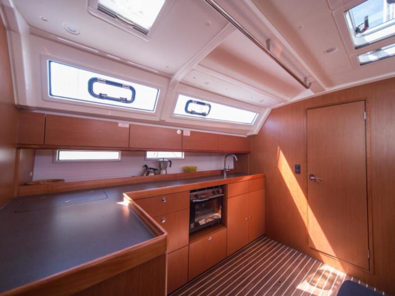 Book yachts online - sailboat - Bavaria Cruiser 46 - Chimenti - rent