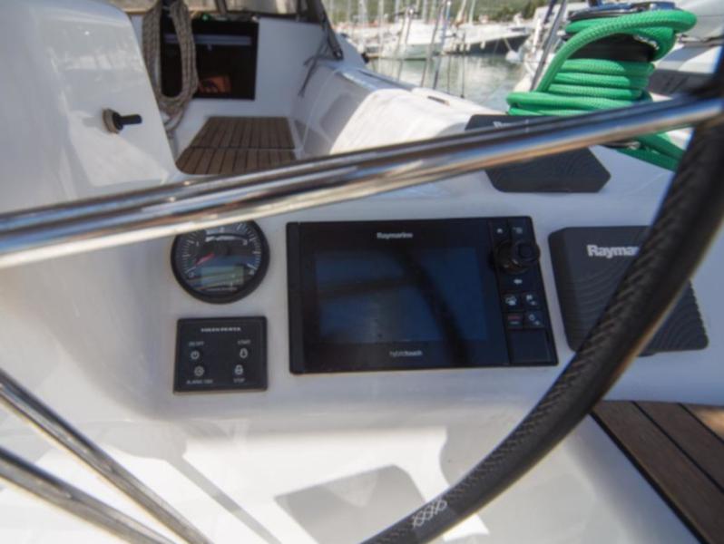 Book yachts online - sailboat - Dufour 460 Grand Large - Boece - rent